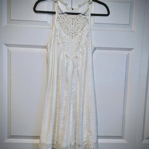 Elegant White Lace Dress